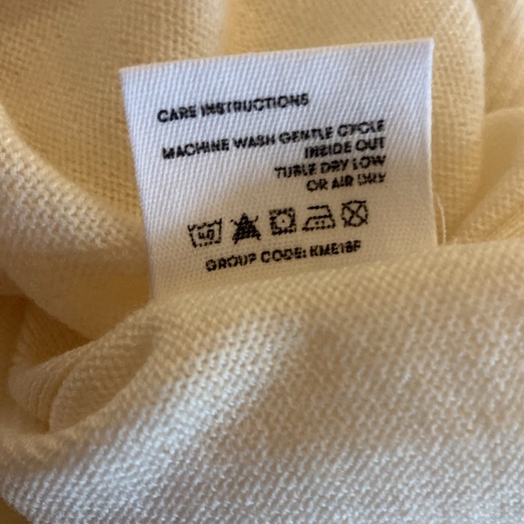 SANTICLER JULIA V-NECK PULLOVER WITH PEARL BEADING IN CREAM Sz 1 - Picture 9 of 9